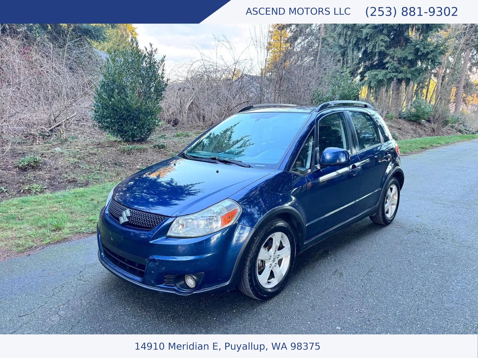 Used 2010 Suzuki SX4 Touring image 1