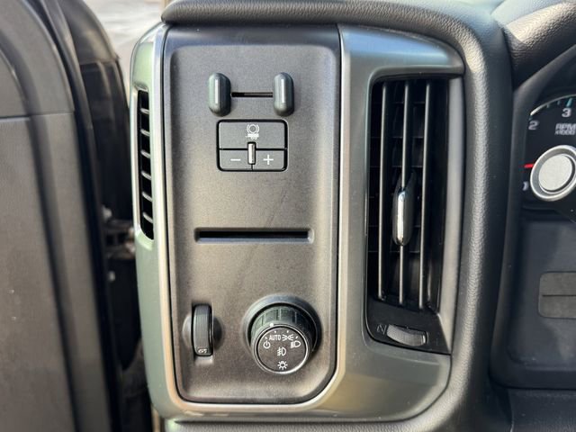 Used 2015 Chevrolet Silverado 1500 LT w/ Texas Edition, 1LT Trim RWD image 23