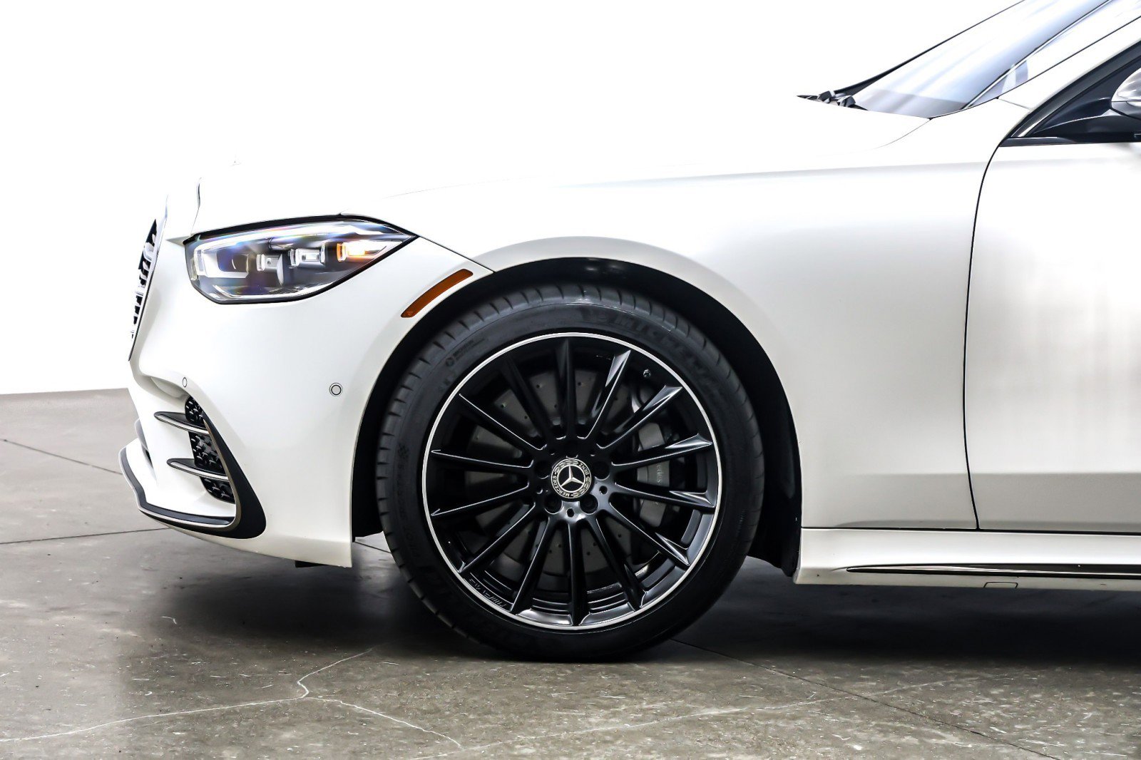 Used 2023 Mercedes-Benz S 580e 4MATIC Sedan image 11