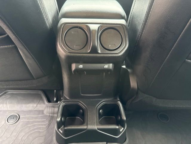 Used 2023 Jeep Wrangler Unlimited Sport AWD/4WD image 25