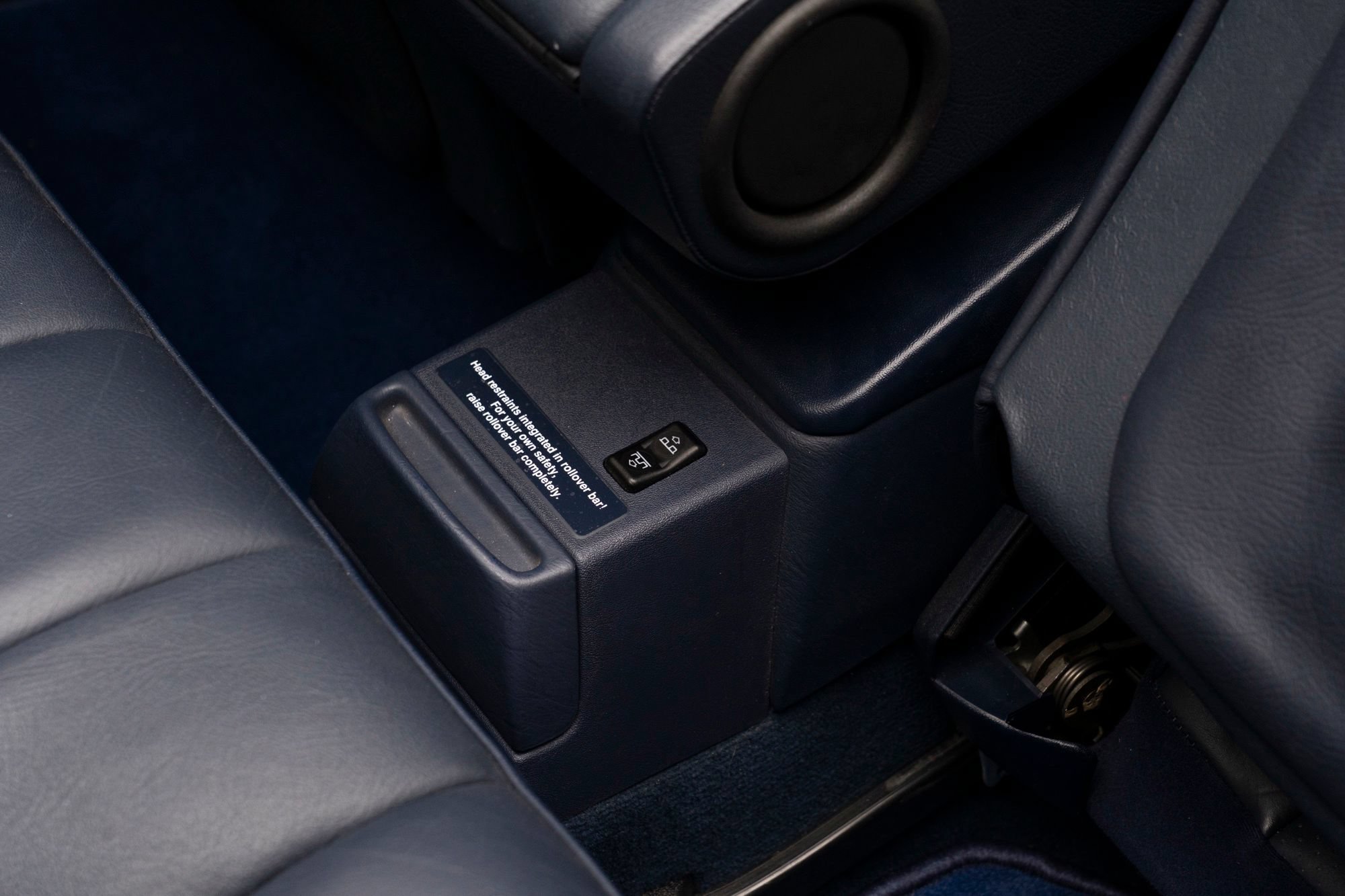 Used 1995 Mercedes-Benz E 320 Convertible image 37