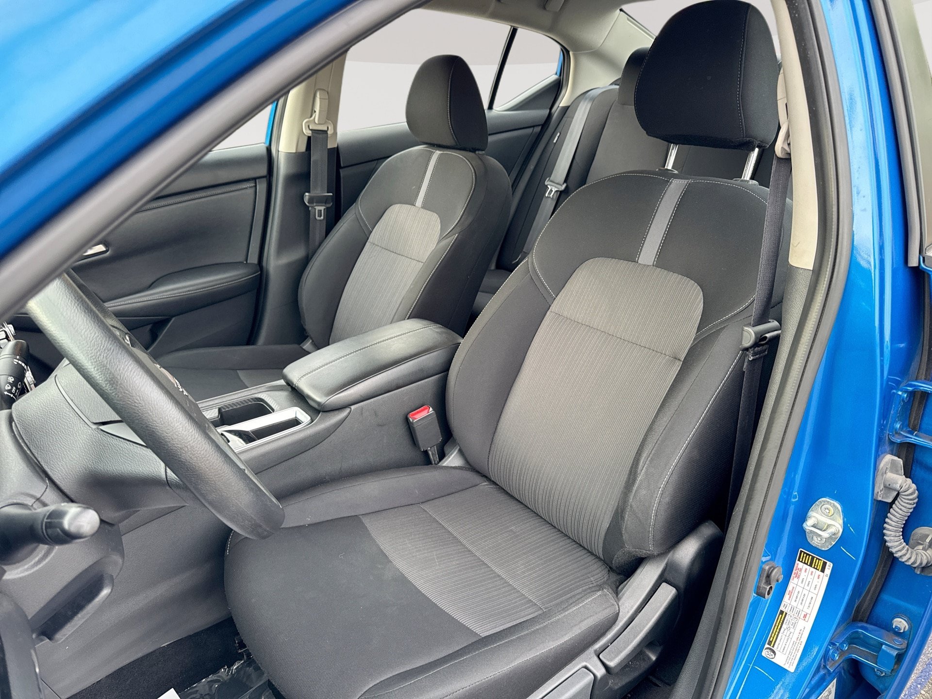 Used 2024 Nissan Sentra SV FWD image 13
