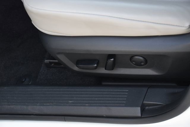 Used 2023 Nissan Rogue SV w/ SV Premium B Package image 30