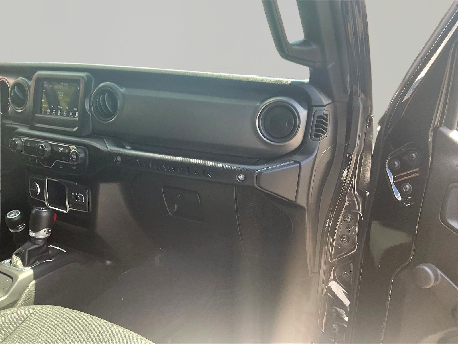 Used 2023 Jeep Wrangler Unlimited Sport AWD/4WD image 26