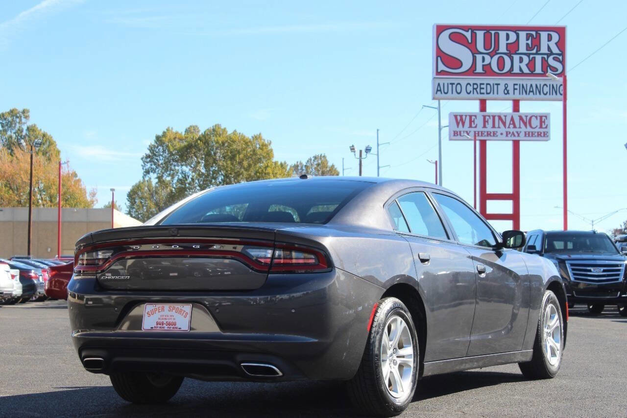 Used 2021 Dodge Charger SXT image 4