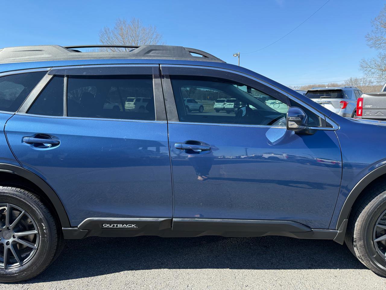 Used 2022 Subaru Outback Premium image 39