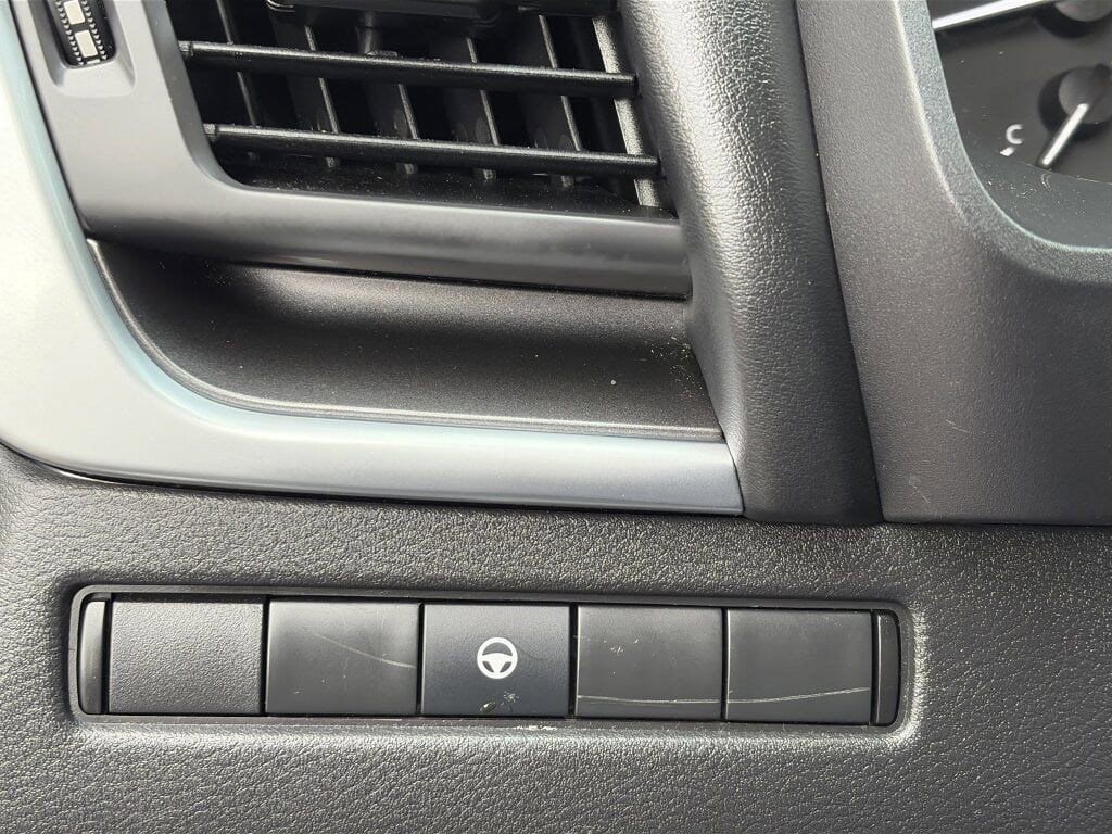 Used 2023 Nissan Rogue SV w/ SV Premium B Package image 25