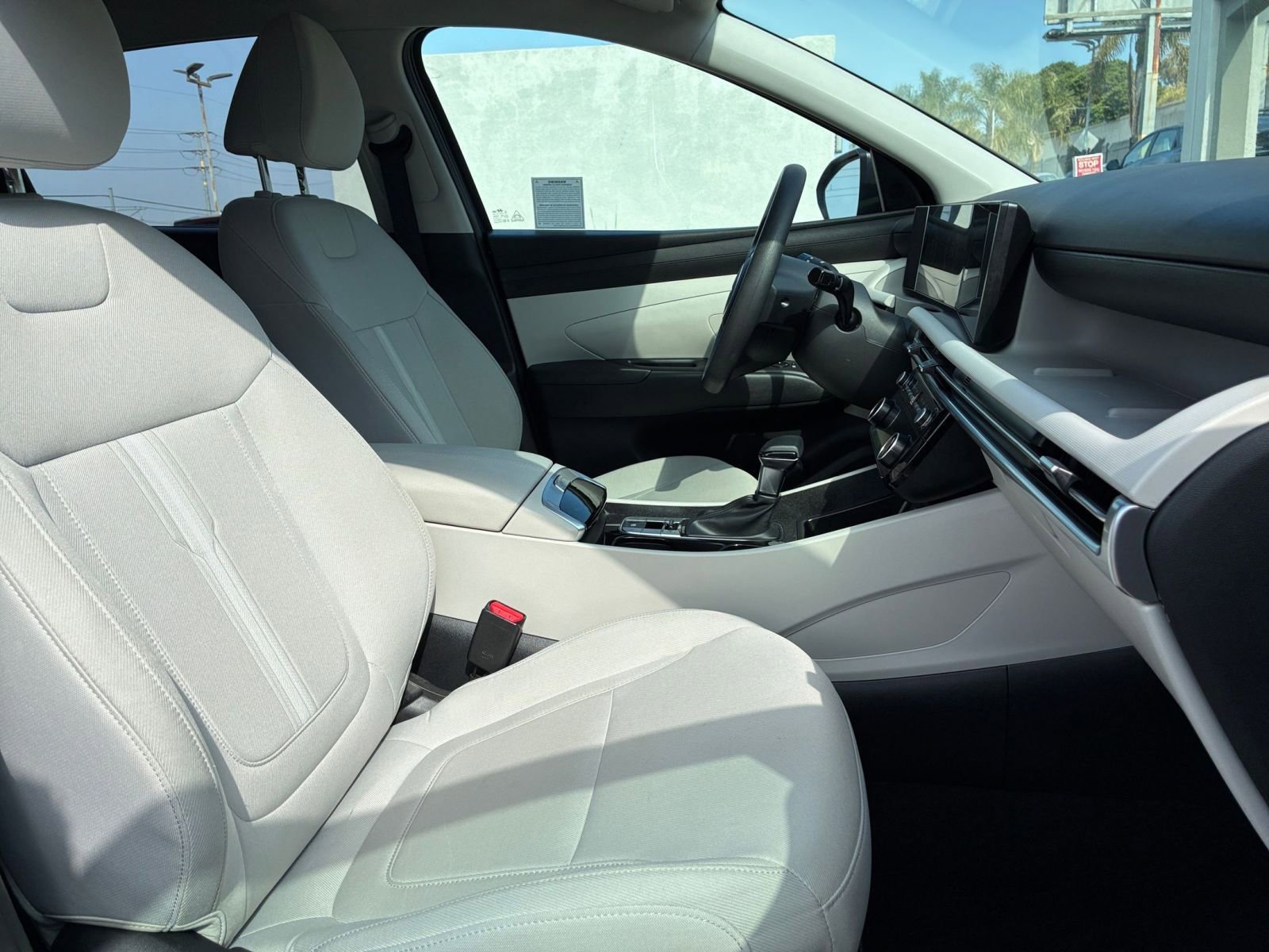 Used 2025 Hyundai Tucson SEL AWD/4WD image 38