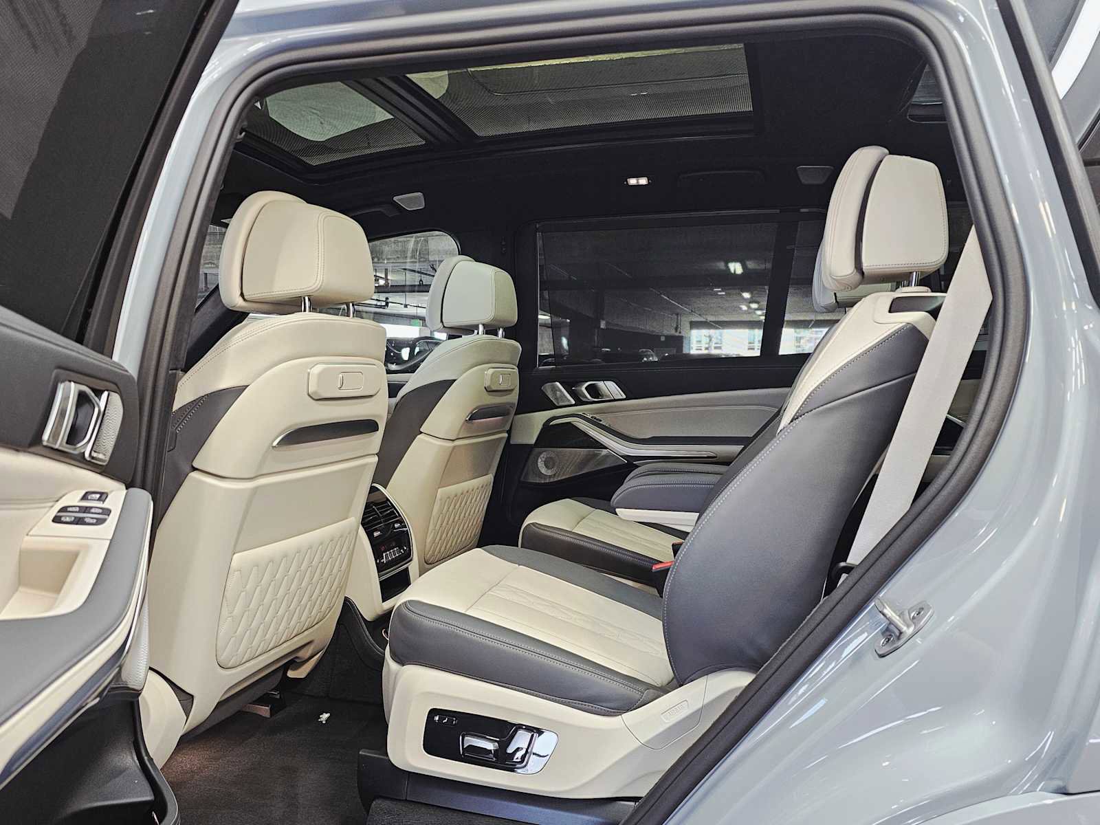 New 2026 BMW ALPINA XB7 image 25