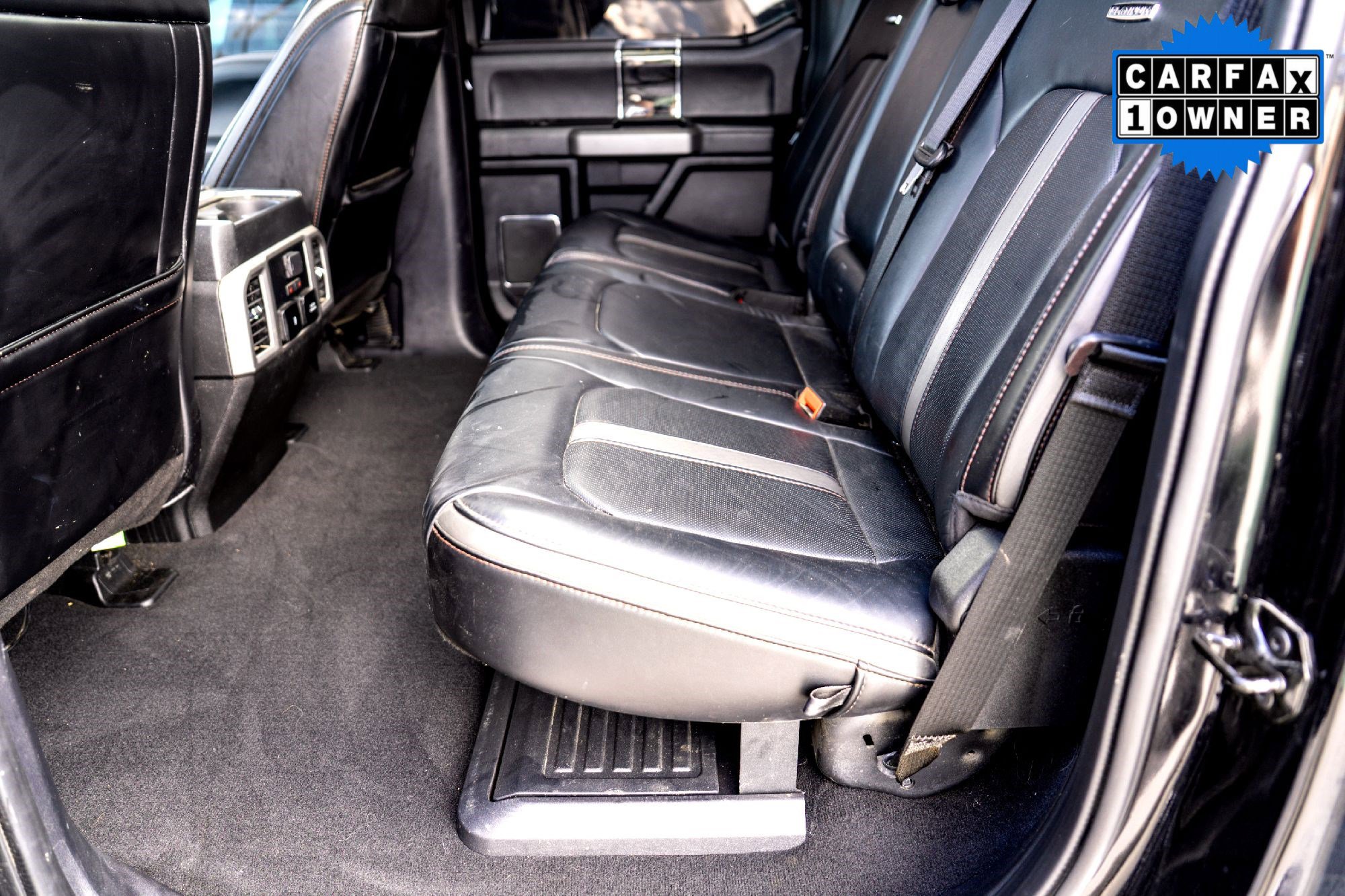 Used 2021 Ford F450 Platinum w/ FX4 Off-Road Package image 18