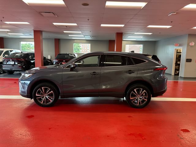 Certified 2023 Toyota Venza LE AWD/4WD image 6