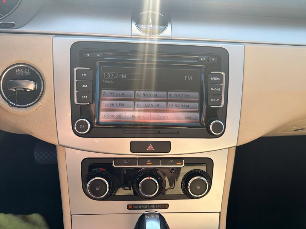 Used 2012 Volkswagen CC Sport FWD image 19