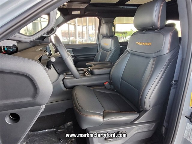 New 2025 Ford Expedition Tremor image 6