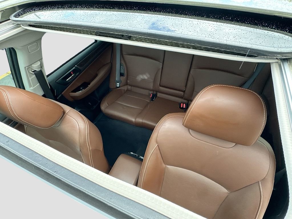 Used 2017 Subaru Outback 2.5i Touring w/ Popular Package #5A image 26