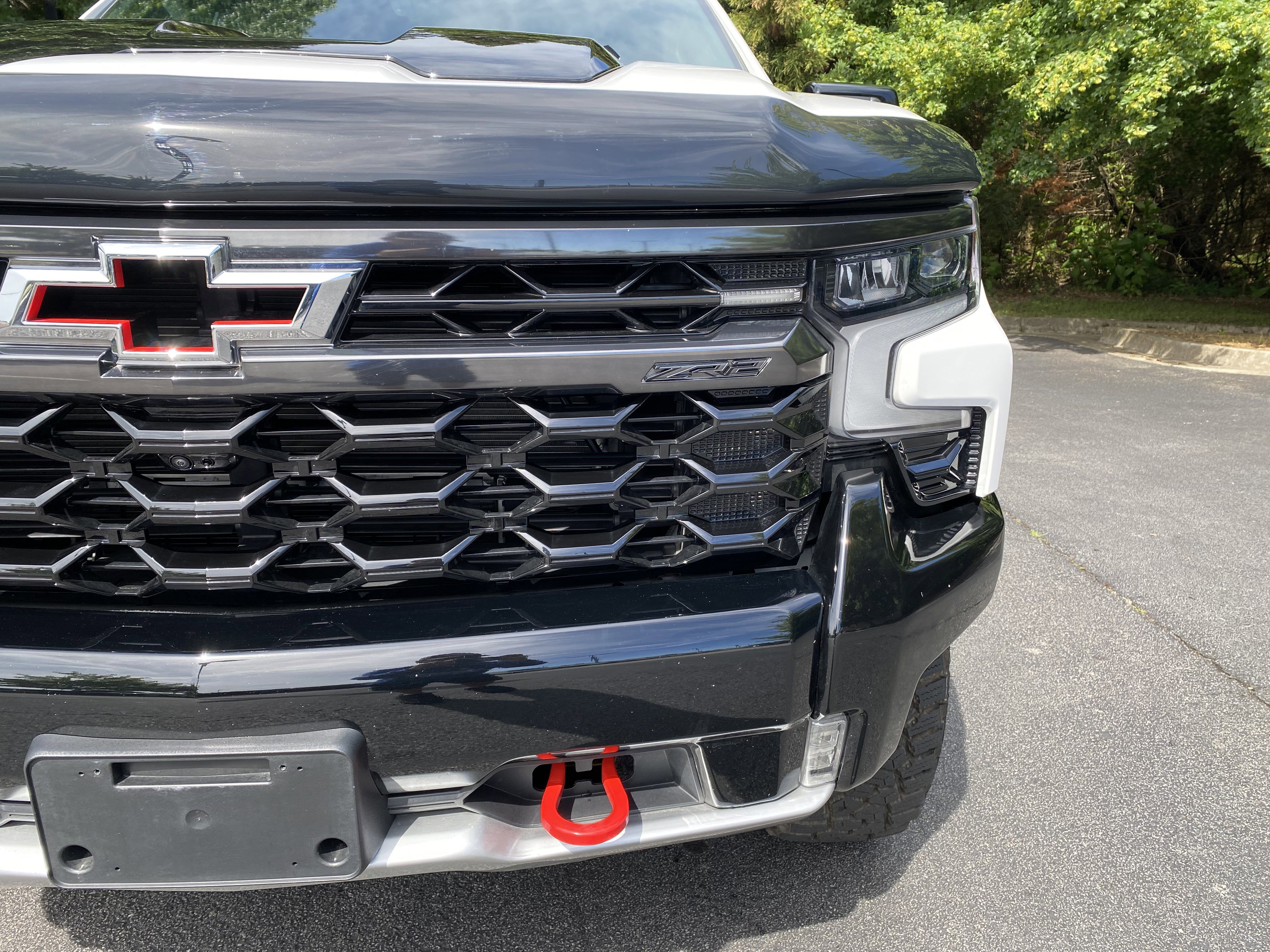 Used 2024 Chevrolet Silverado 1500 ZR2 w/ Technology Package AWD/4WD image 14