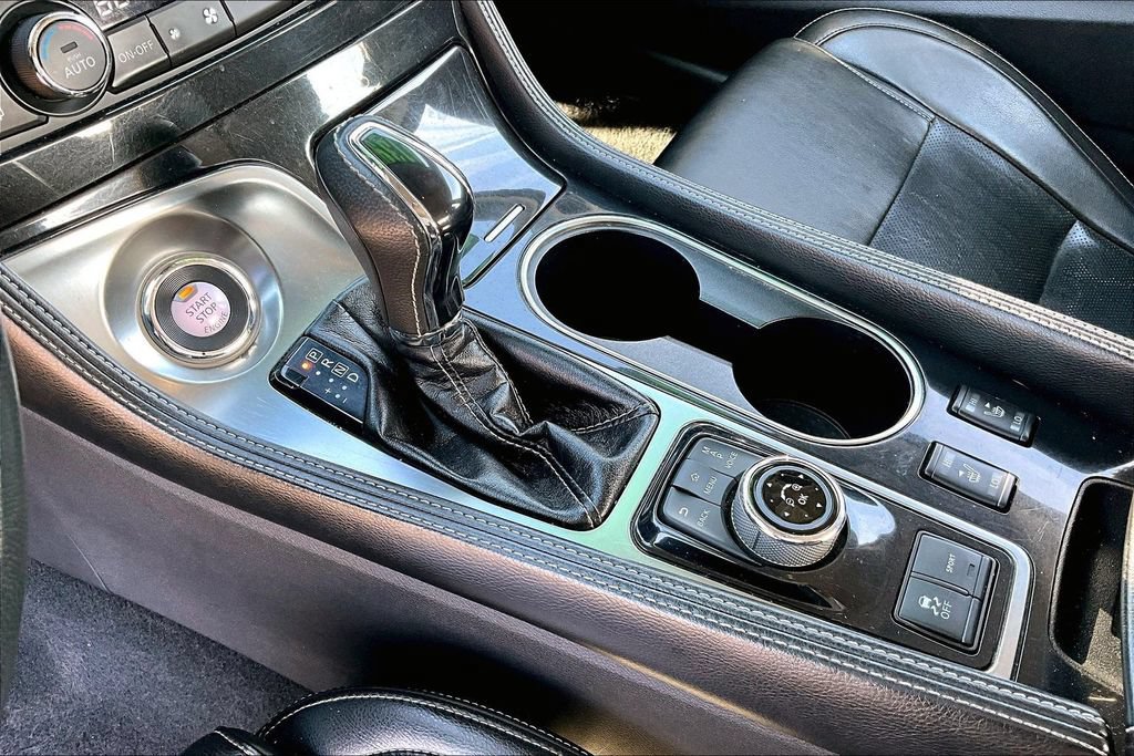 Used 2020 Nissan Maxima 3.5 SV w/ Floor Mat Group FWD image 15