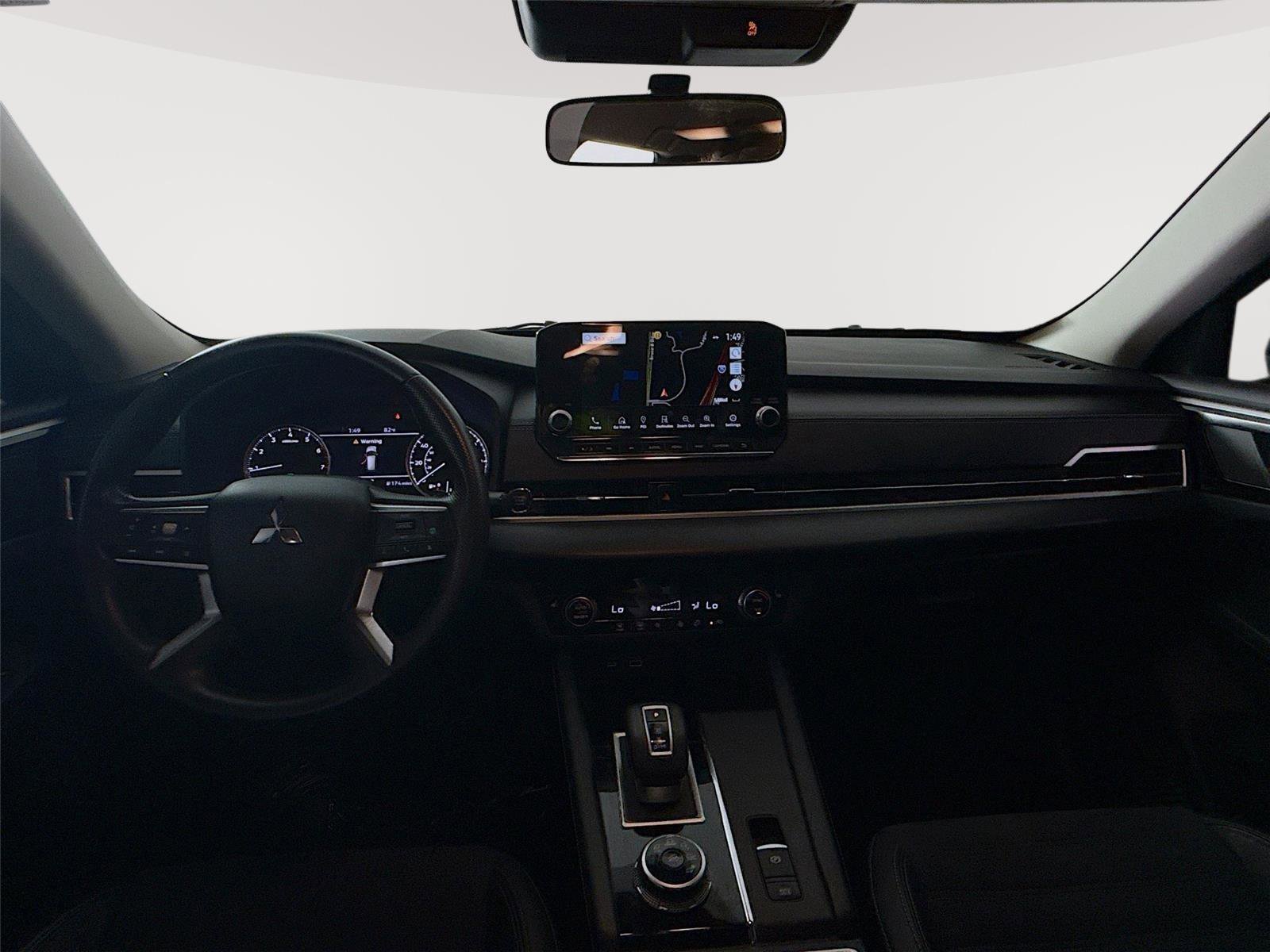 Used 2022 Mitsubishi Outlander SE FWD image 3