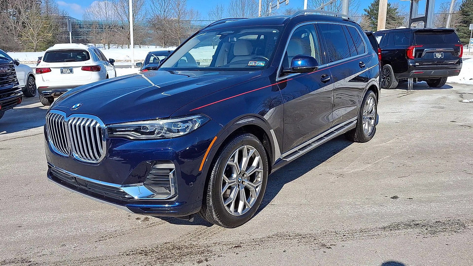 Used 2022 BMW X7 xDrive40i w/ Executive Package image 4