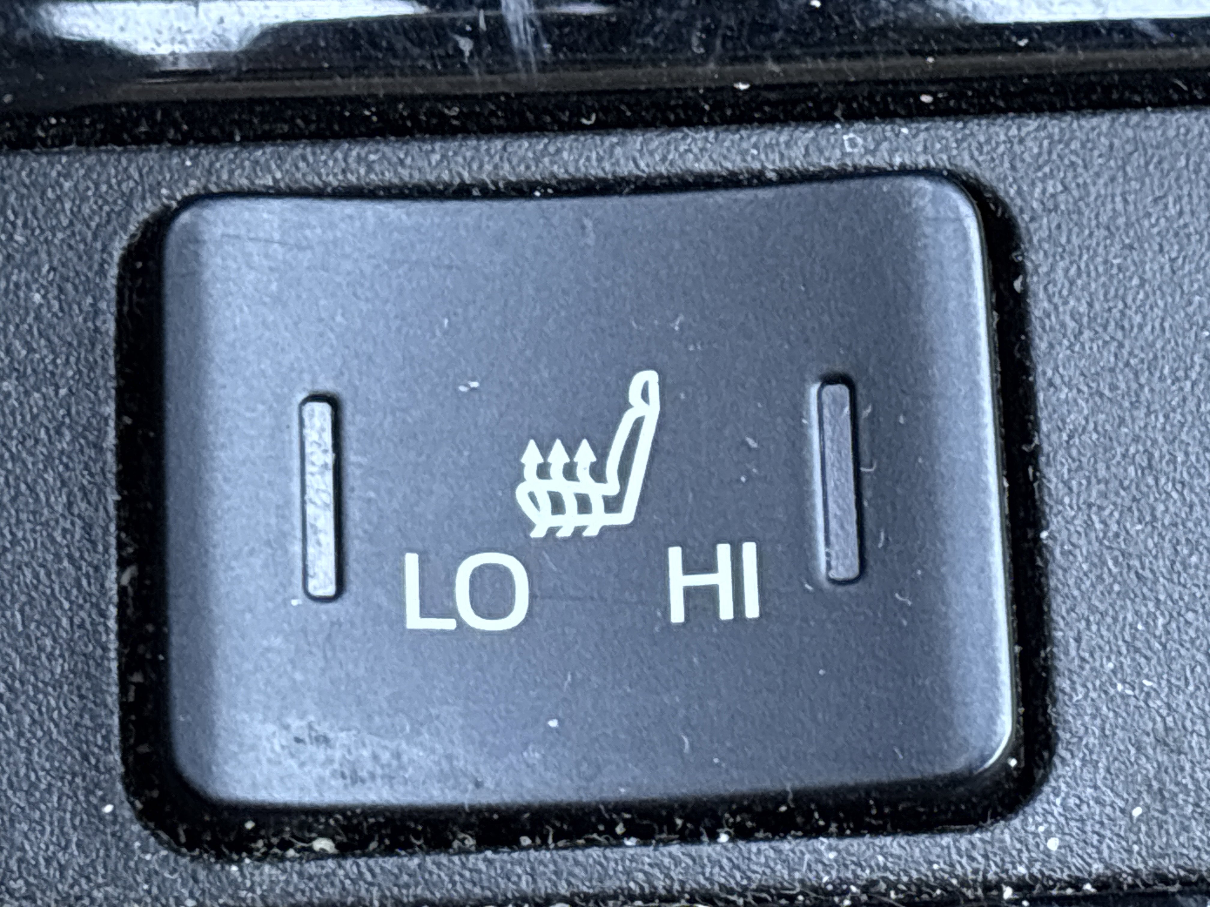 Used 2020 Toyota Prius XLE w/ Advanced Technology Package image 27