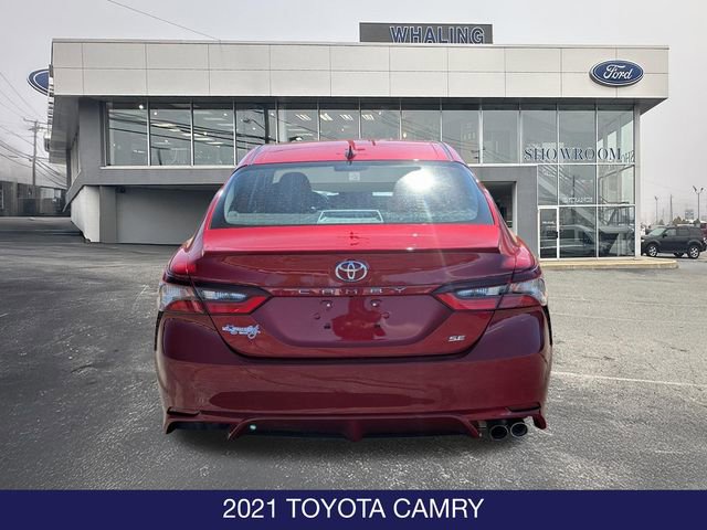Used 2021 Toyota Camry SE FWD image 7