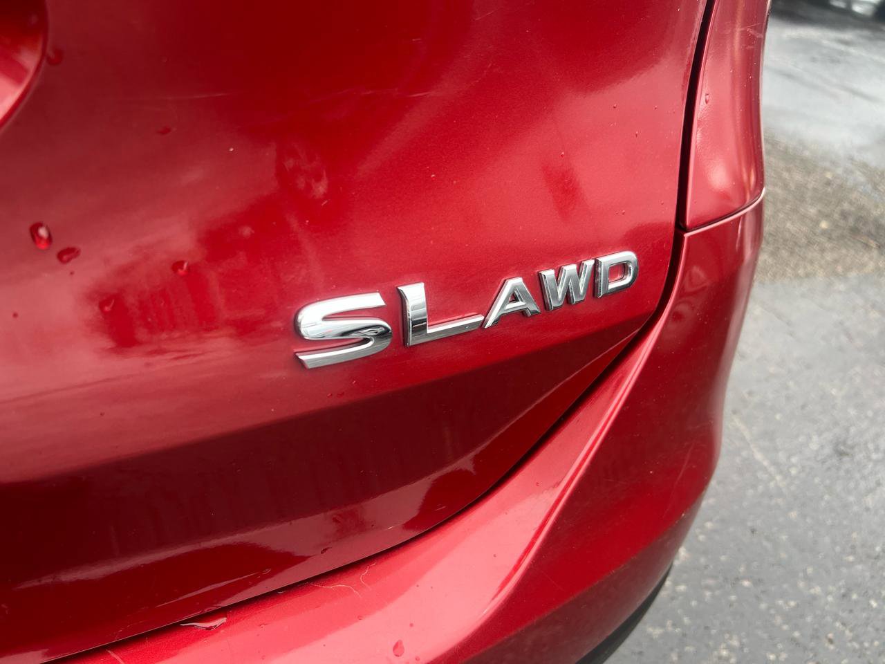 Used 2016 Nissan Rogue SL image 5