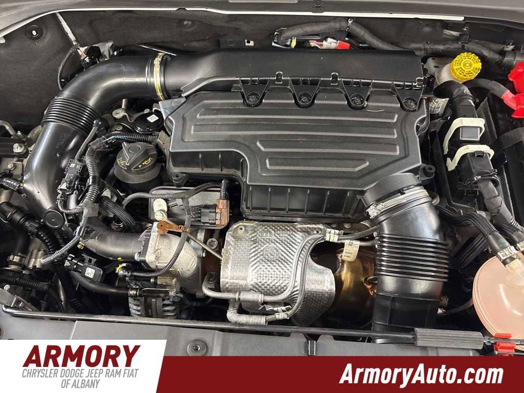 Used 2023 Jeep Renegade Latitude image 39