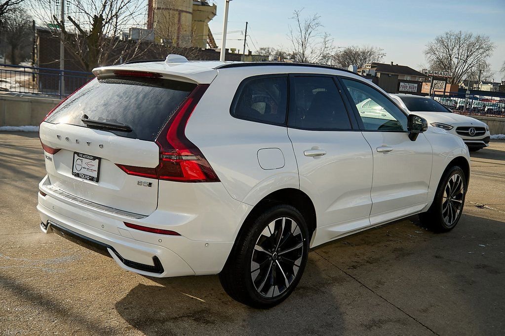 New 2026 Volvo XC60 B5 Plus w/ Climate Package image 11