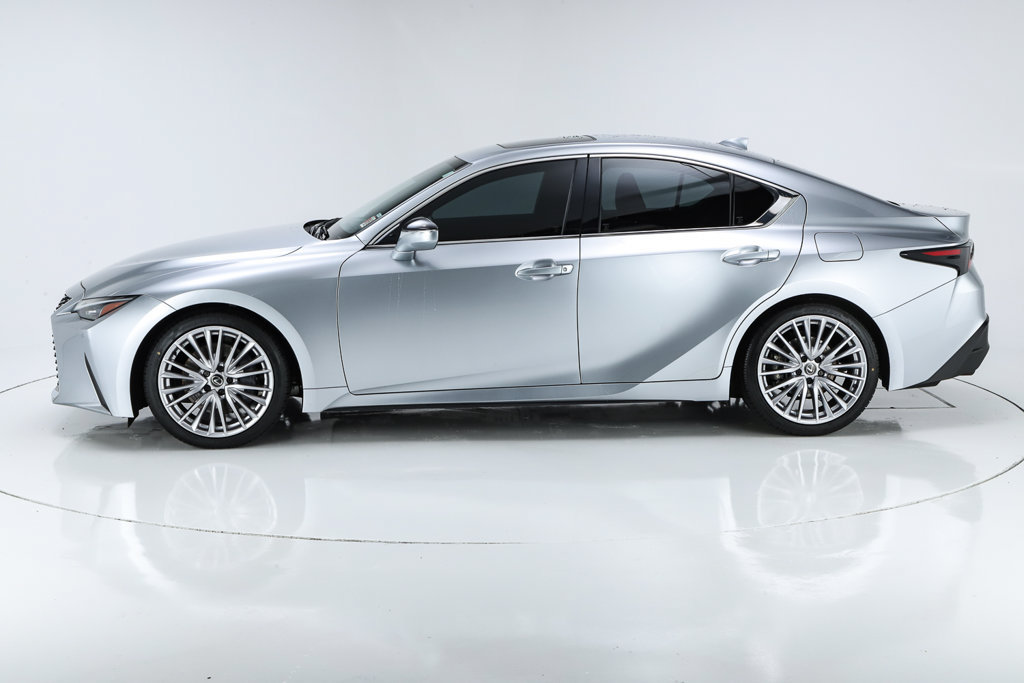 Used 2025 Lexus IS 300 w/ Premium Package RWD image 45