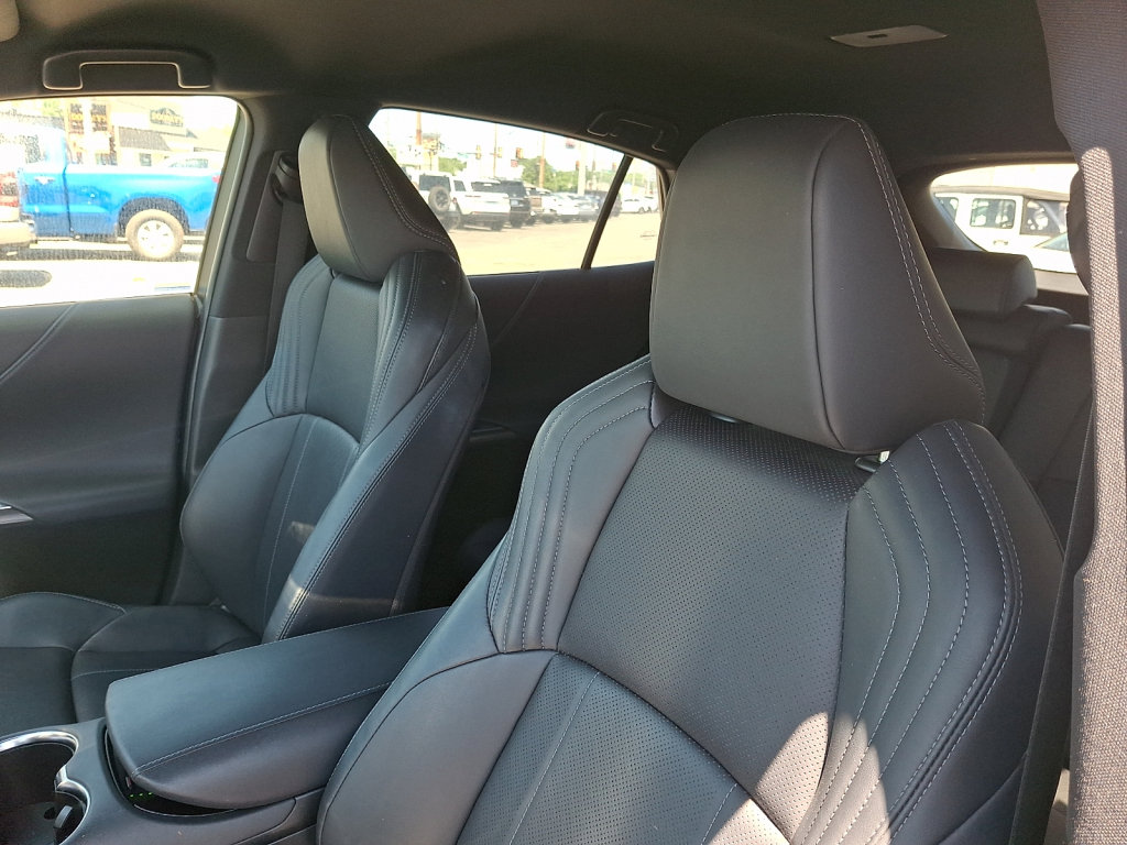 Used 2021 Toyota Venza XLE w/ Softex Package AWD/4WD image 25