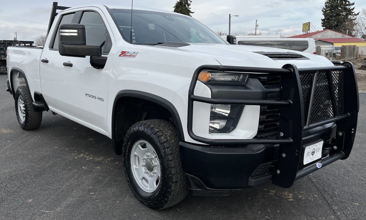 Used 2021 Chevrolet Silverado 2500 W/T w/ WT Convenience Package AWD/4WD image 3