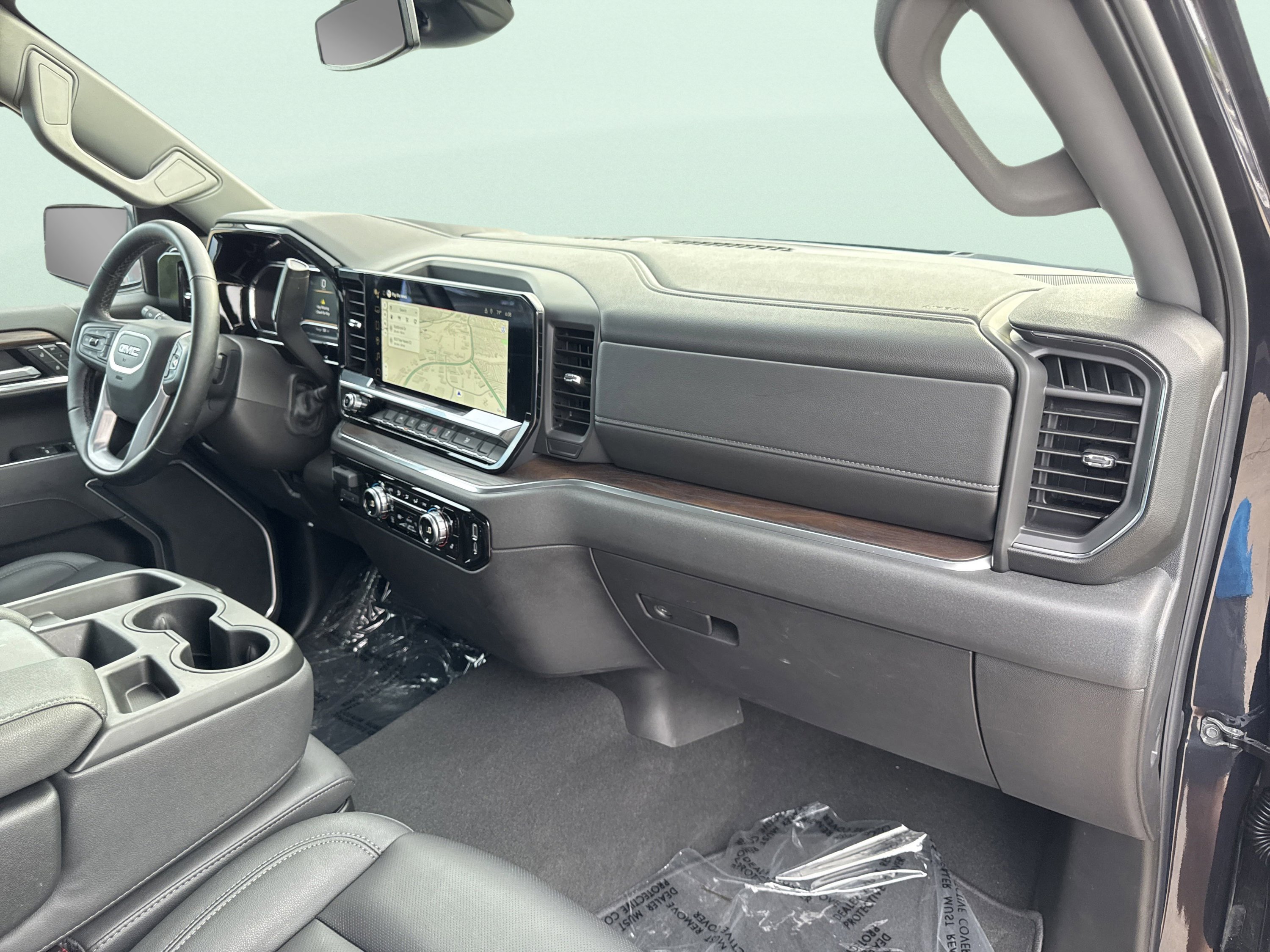 Used 2025 GMC Sierra 1500 SLT image 47