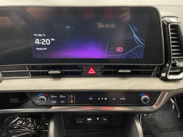 Used 2023 Kia Sportage X-Line w/ X-Line Premium Package image 3