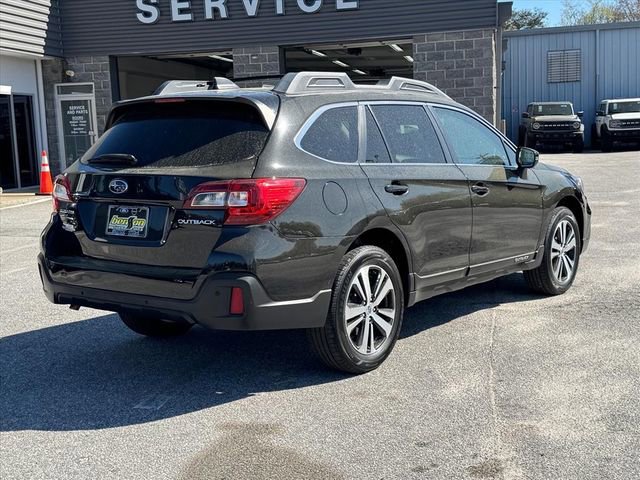 Used 2018 Subaru Outback 2.5i Limited image 3