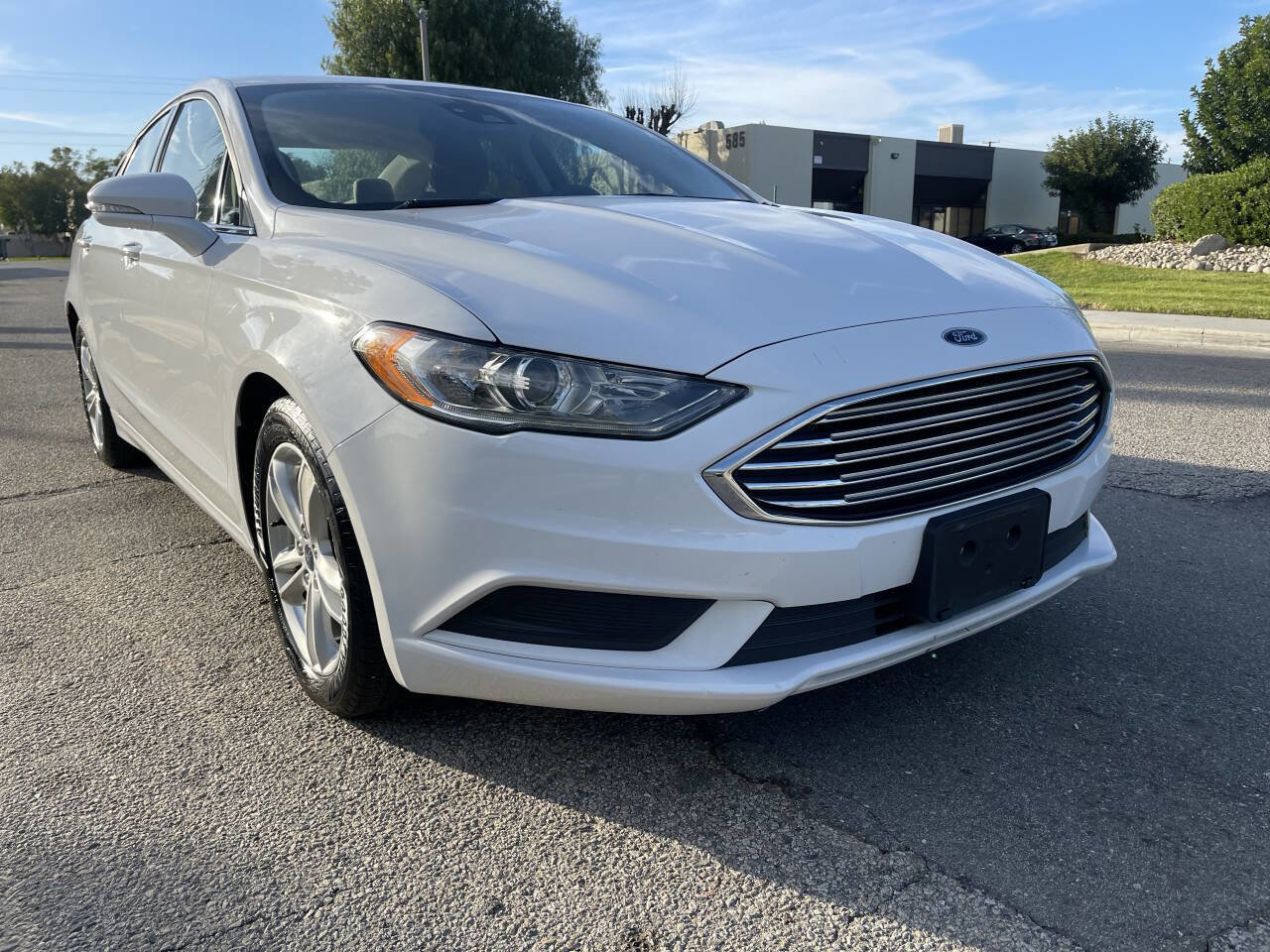 Used 2018 Ford Fusion SE image 9