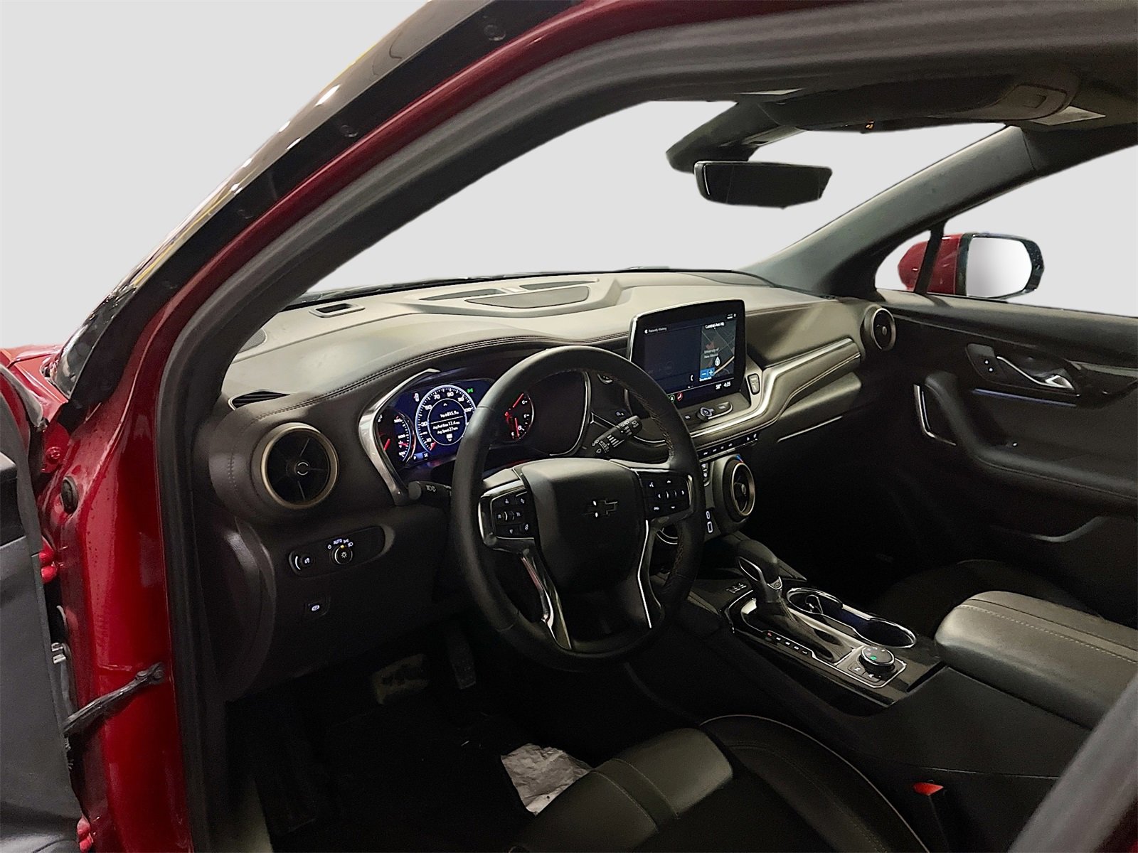 Used 2025 Chevrolet Blazer Premier w/ Driver Confidence II Package image 9