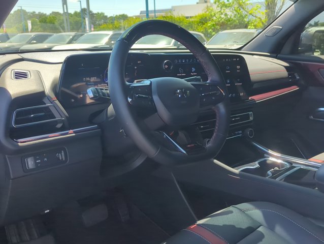 Used 2024 Chevrolet Traverse RS image 8