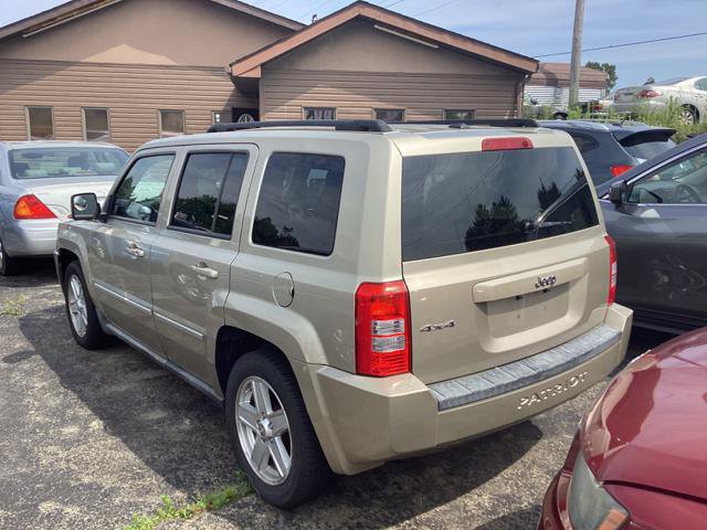 Used 2010 Jeep Patriot Latitude AWD/4WD image 10