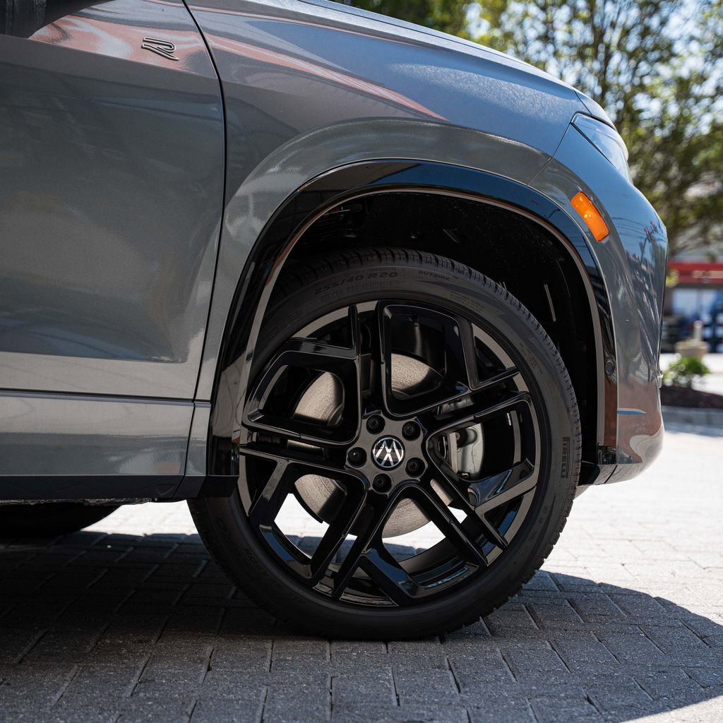 New 2026 Volkswagen Tiguan SE R-Line AWD/4WD image 6