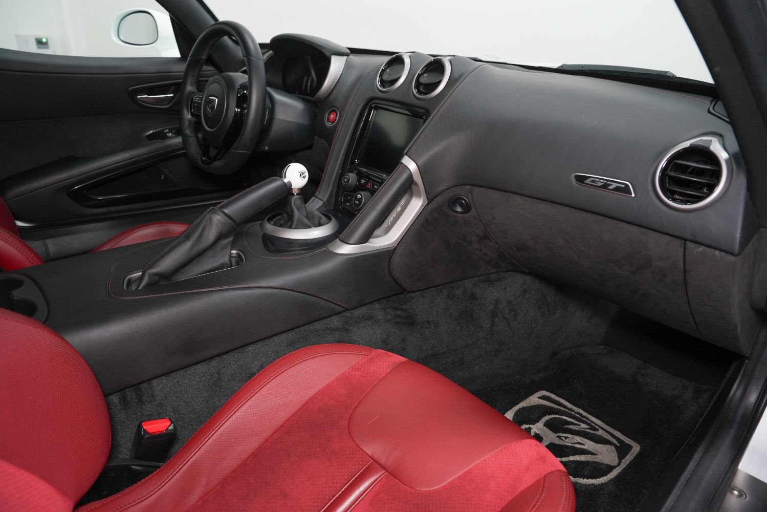 Used 2016 Dodge Viper w/ Quick Order Package 22J GT image 30