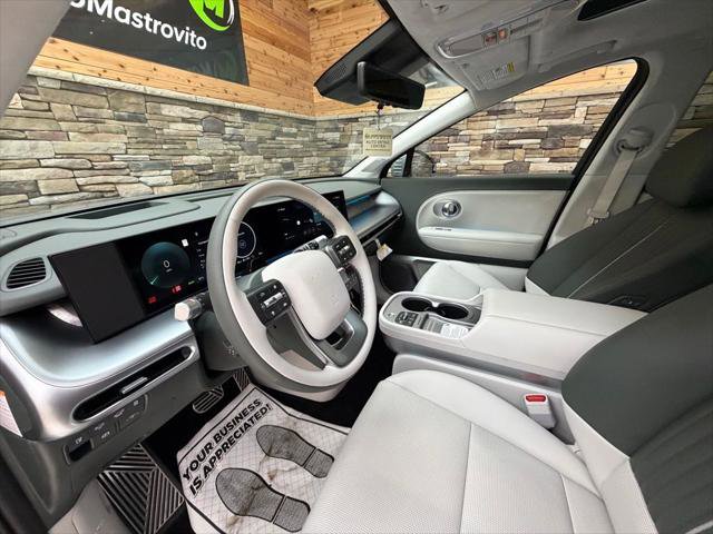 New 2026 Hyundai Ioniq 9 Calligraphy image 10