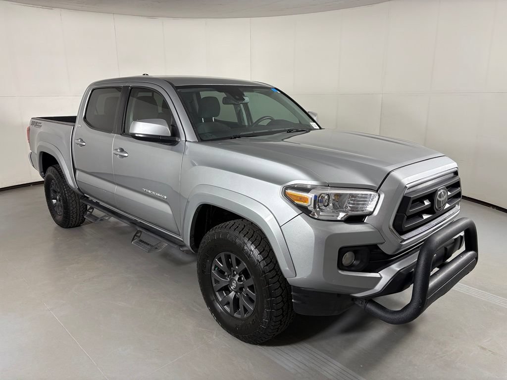 Used 2023 Toyota Tacoma SR5 RWD image 2