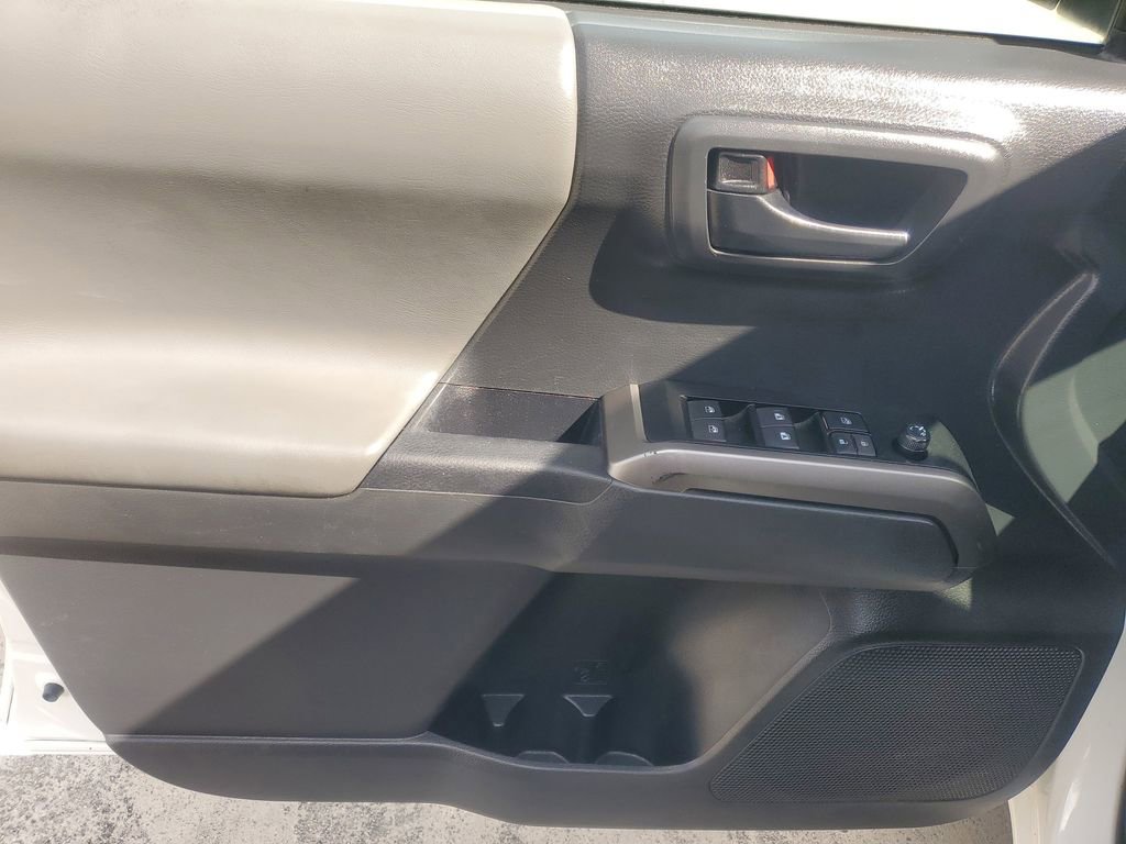 Certified 2023 Toyota Tacoma SR5 w/ Technology Package image 16