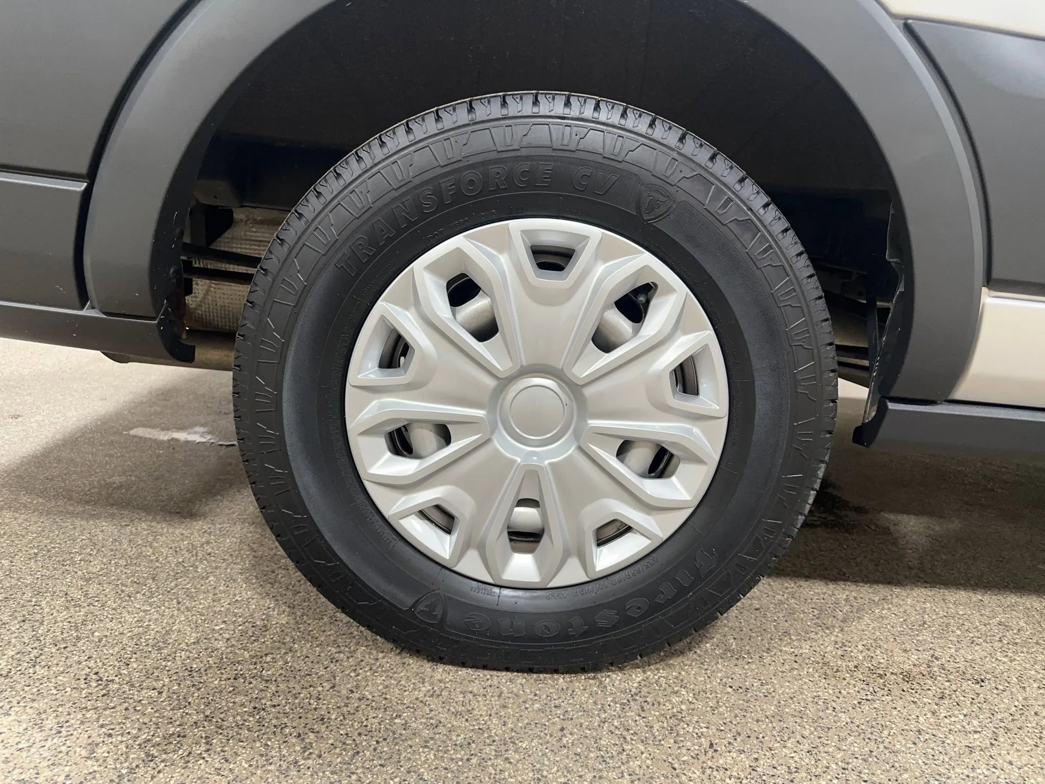 Used 2015 Ford Transit 350 XL image 51