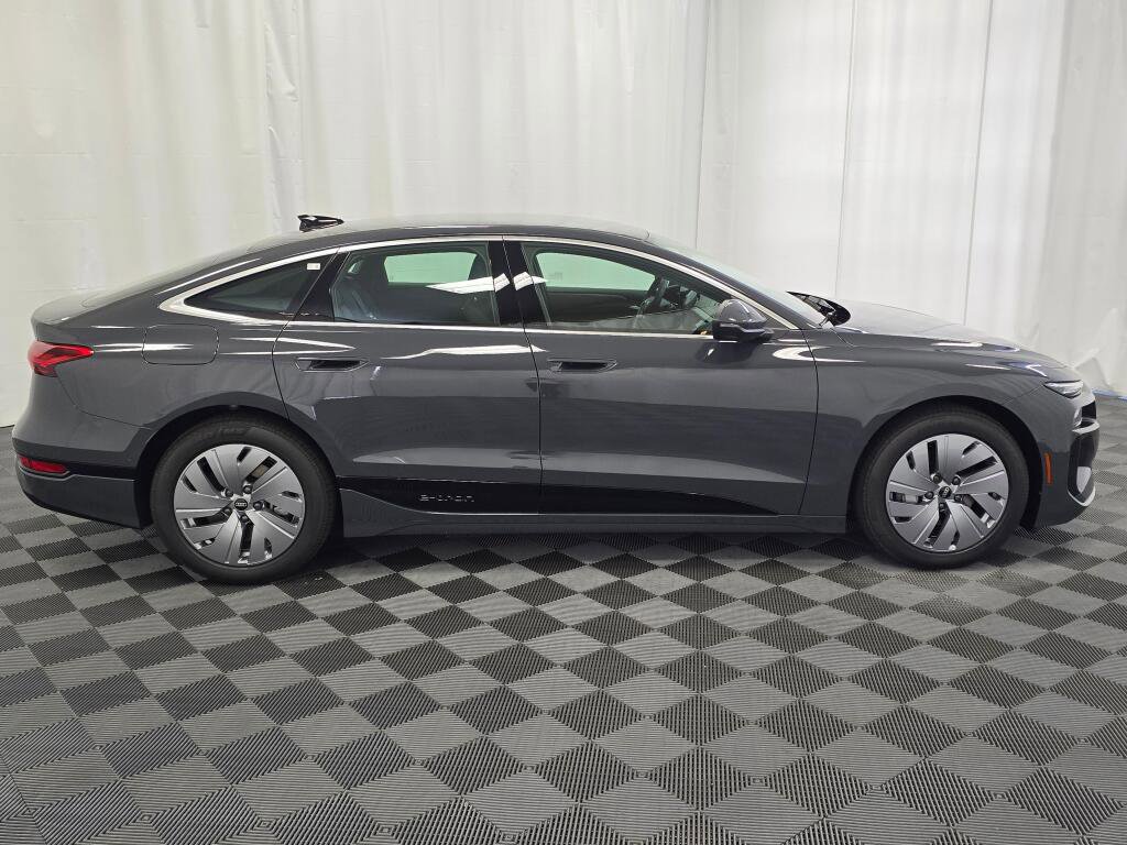 New 2025 Audi A6 e-tron Premium image 6