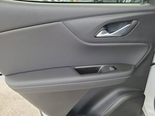 Certified 2023 Chevrolet Blazer LT w/ Convenience Package image 10