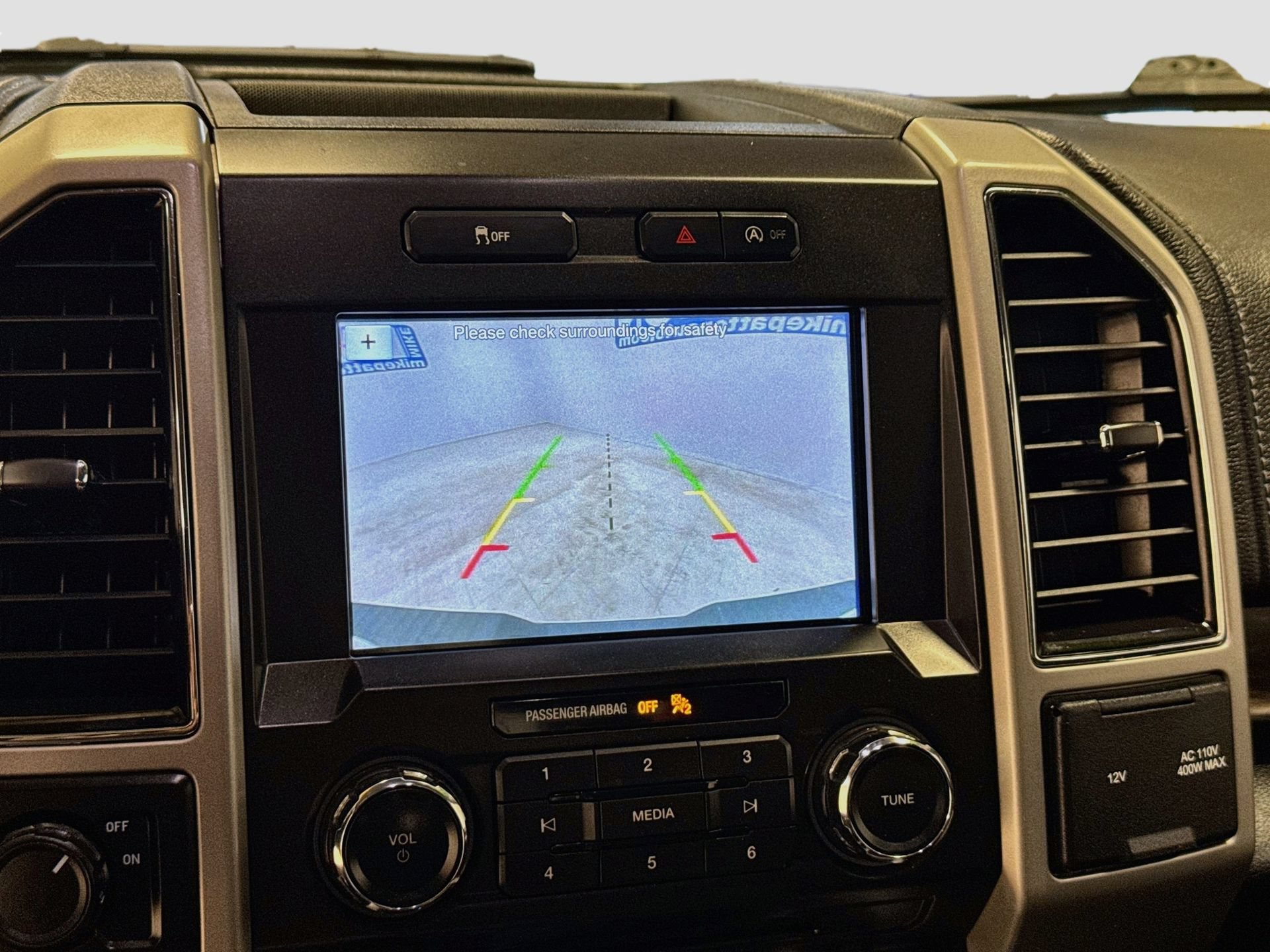Used 2018 Ford F150 Lariat w/ Trailer Tow Package RWD image 14