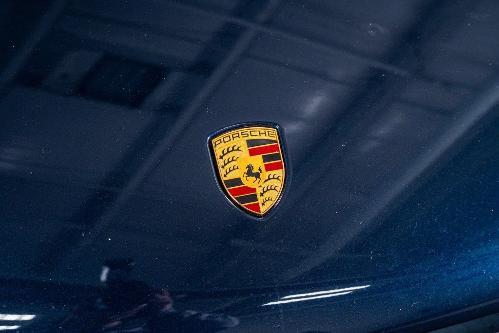 Used 2021 Porsche Macan S image 16