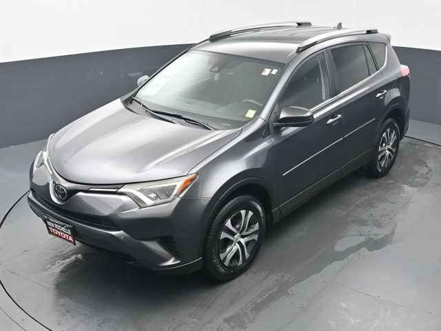 Used 2018 Toyota RAV4 LE w/ All Weather Liner Package AWD/4WD image 33