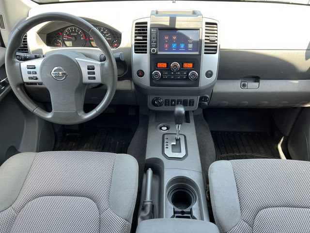 Used 2020 Nissan Frontier SV w/ Midnight Edition Floor Mats AWD/4WD image 3