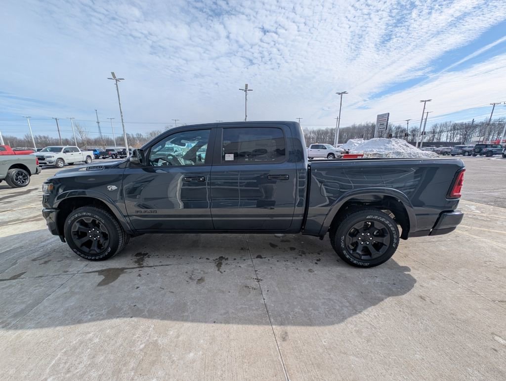 New 2026 RAM 1500 4x4 Crew Cab image 7